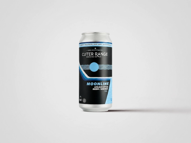 Cerveza de perfil fresco, limpio y muy bebible. Una opción ligera y delicada, pensada para quienes buscan una cerveza suave, refrescante y fácil de disfrutar.